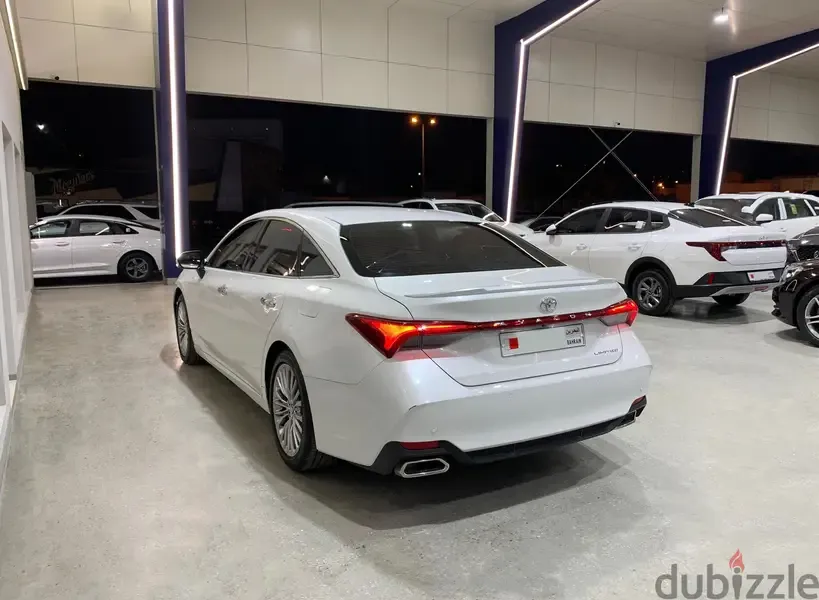 تويوتا افالون 2021